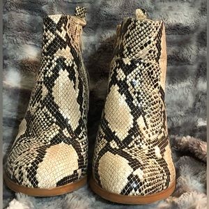 Torrid Faux Snake Skin Heeled Bootie Size 10W.